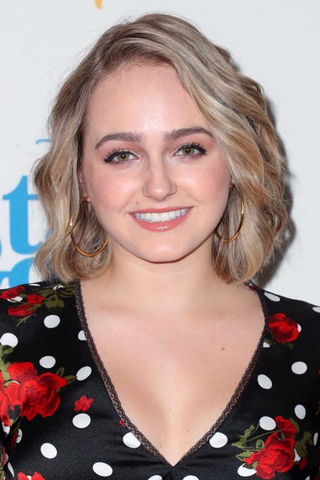 Sophie Reynolds – ‘Stargirl’ premiere photocall at the El Capitan Theatre in Hollywood