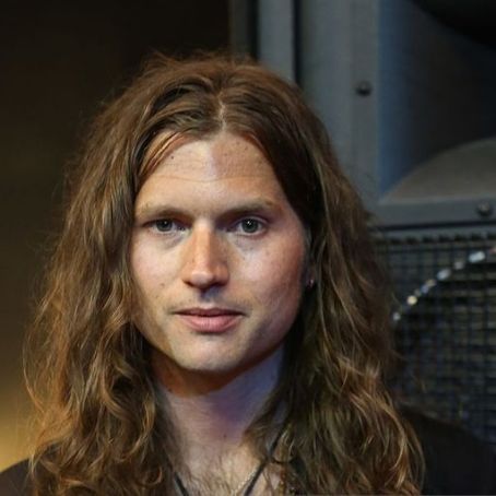 Jay Buchanan (singer)