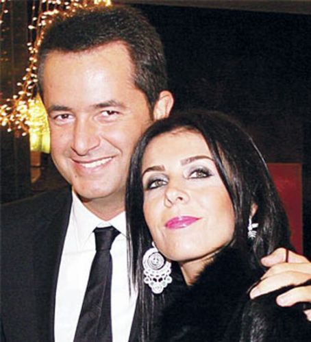 Acun Ilicali and Zeynep Ilicali