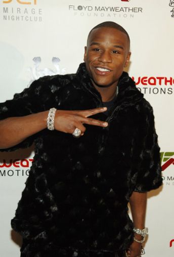 Floyd Mayweather Jr Fashion And Style Floyd Mayweather Jr Dress Clothes Hairstyle Famousfix