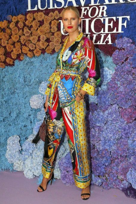 Karolina Kurkova wears Dolce & Gabbana - the LuisaViaRoma x Unicef Gala in Italy on July 31, 2021