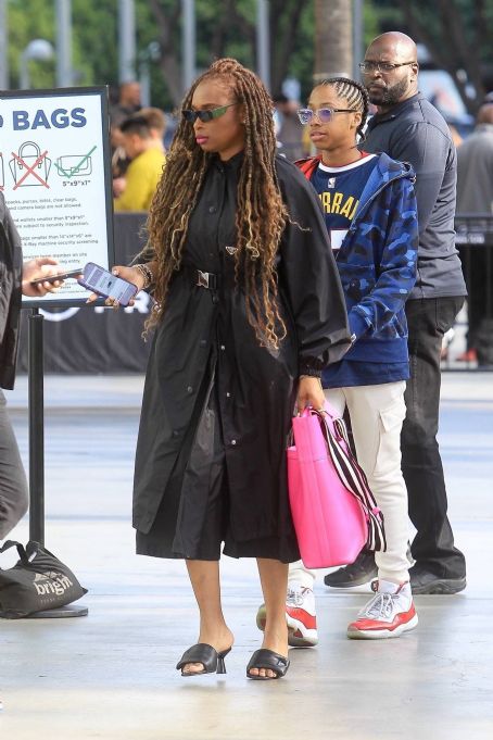 Jennifer Hudson – Arrives at Crypto.com Arena for the Lakers game in L.A