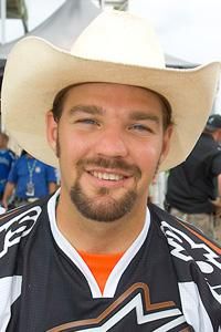 Who is Kenny Bartram dating? Kenny Bartram girlfriend, wife