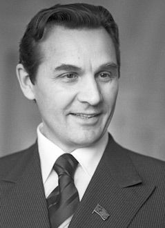 Yuri Ovchinnikov (biochemist)