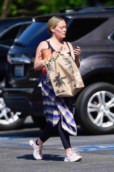 Hilary Duff – Seen after workout in Los Angeles