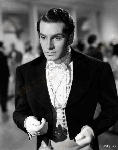 Laurence Olivier As Mr. Darcy In Pride & Prejudice (1940) Picture ...