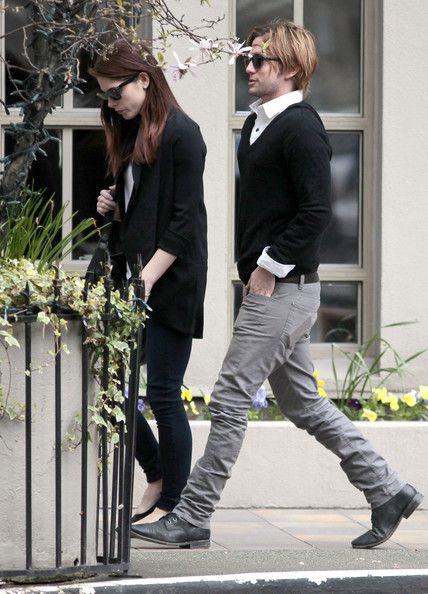 Ashley Greene Sticks Close to Jackson Rathbone in Vancouver