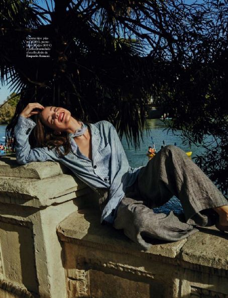 Barbara Palvin - Elle Magazine Pictorial [Spain] (February 2022)
