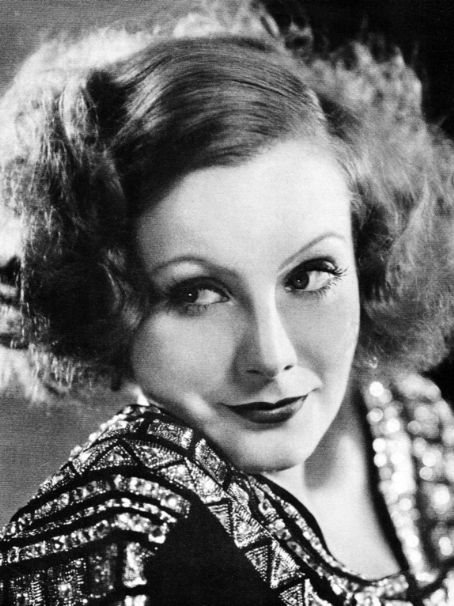 Greta Garbo Photos - Greta Garbo Picture Gallery - FamousFix - Page 48