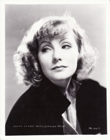 Greta Garbo Photos - Greta Garbo Picture Gallery - FamousFix - Page 45