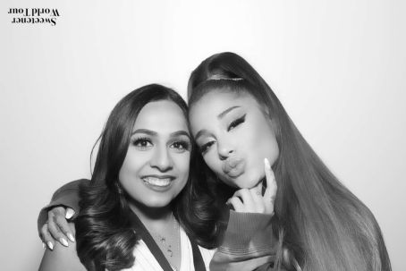 Ariana Grande – Sweetener World Tour Meet and Greet in London