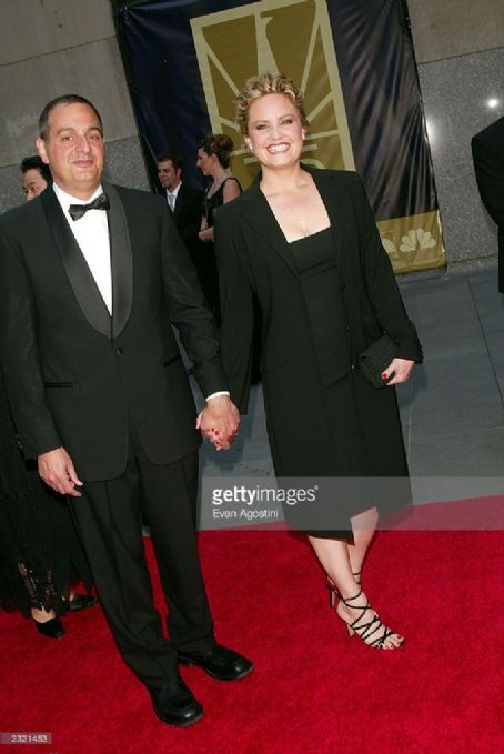 Sherry Stringfield And Larry Joseph - Dating, Gossip, News, Photos