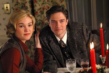 Topher Grace and Julia Stiles
