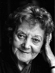 Helen Lewis