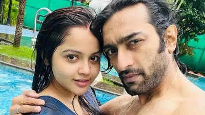 Jeetu Kamal and Nabanita Das