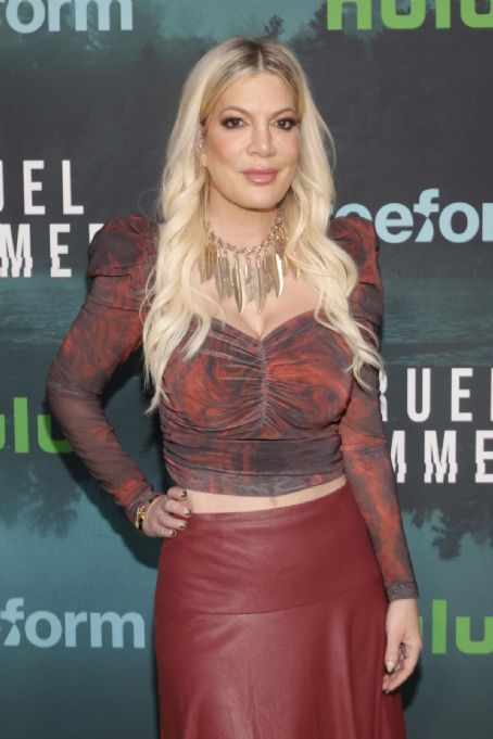 Who is Tori Spelling dating? Tori Spelling boyfriend, husband