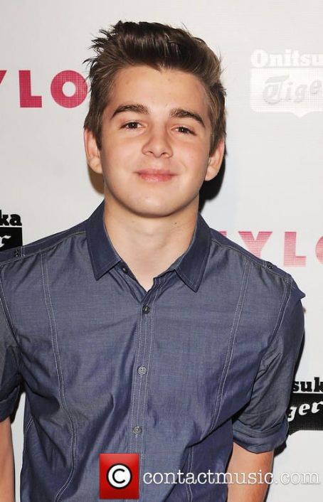 Jack Griffo - FamousFix