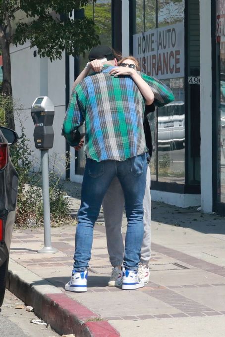 Kate Mara – Out in Los Angeles