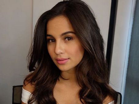 Who is Jasmine Curtis dating? Jasmine Curtis boyfriend, husband