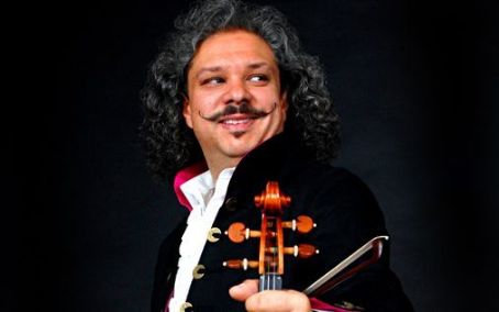 Roby Lakatos
