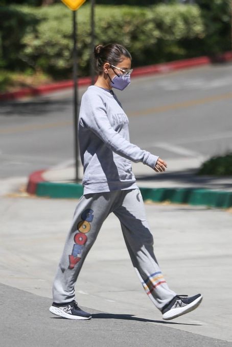 Mila Kunis – Steps out in Los Angeles