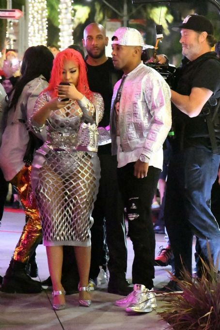 Nicki Minaj – Arriving to her Fendi Launch in Beverly Hills | Nicki