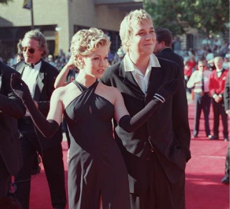 Jennie Garth and Daniel Clark at the 47th Annual Primetime Emmy Awards, Pasadena Civic Auditorium, Pasadena on 9 Sept 1995