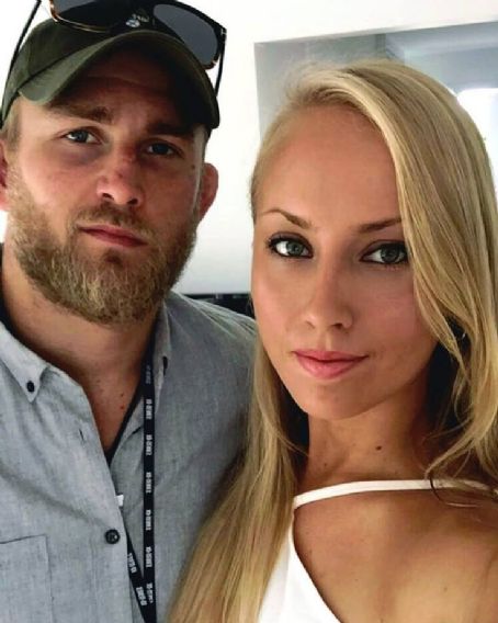 Alexander Gustafsson and Moa Antonia - Dating, Gossip, News, Photos