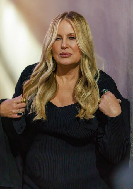 Who is Jennifer Coolidge dating? Jennifer Coolidge boyfriend, husband