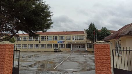 Gölcük Barbaros Hayrettin Lisesi
