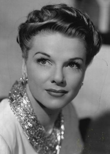Linda Hayes