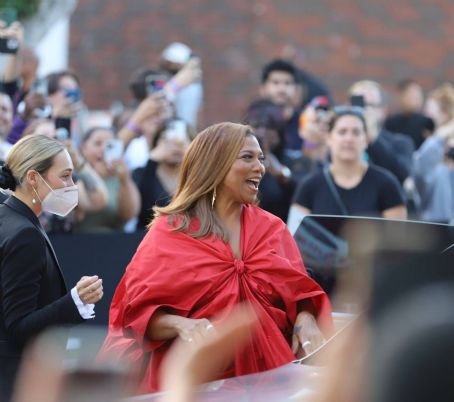 Queen Latifah – Seenat the ‘Hustle’ Premiere in Westwood