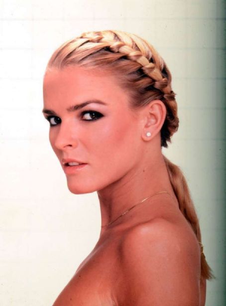 Nicole Brown Simpson Photos - Nicole Brown Simpson Picture Gallery ...