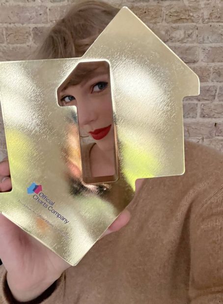 Taylor Swift – Official Charts Company (April 2021)