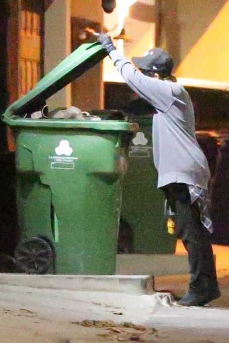 Loni Willison – looking for food in trash cans around Santa Monica