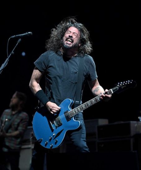 Frontman Dave Grohl Of Foo Fighters Performs At The Intersect Music ...