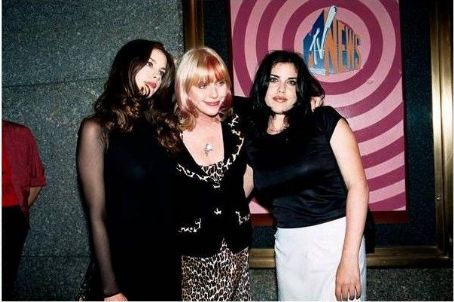 Liv Tyler, Bebe Buell and sister Mia Tyler At The MTV Video Music Awards 1995