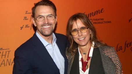 Téa Leoni and Tim Daly
