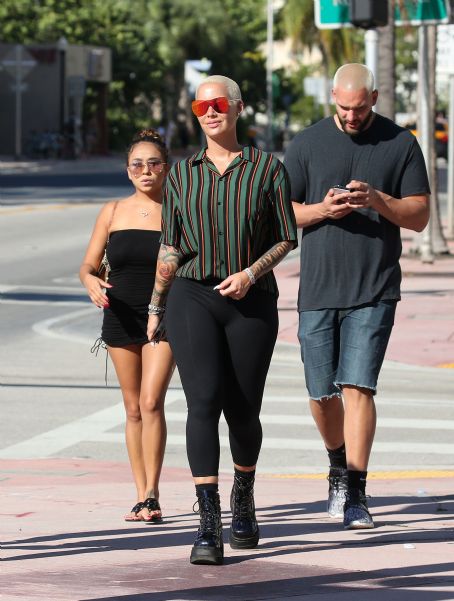 Amber Rose in Black Leggings – Out in Miami