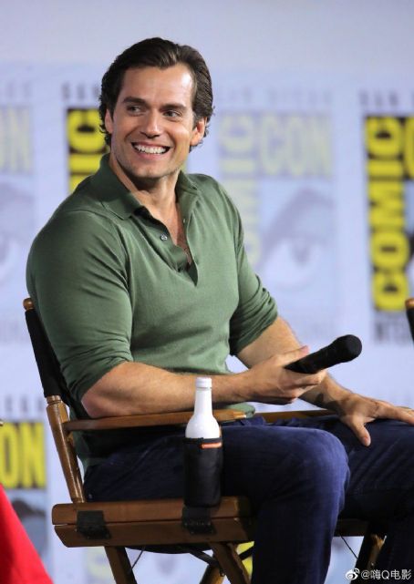 Henry Cavill Comic Con 2019 - FamousFix