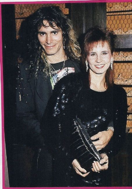 Steve Vai and Pia Maiocco Photos - Steve Vai and Pia Maiocco Picture ...