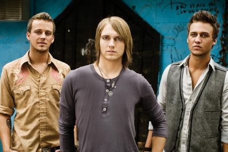 Who is Love and Theft (band) dating? Love and Theft (band) partner, spouse