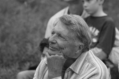 Bruce Hodgins