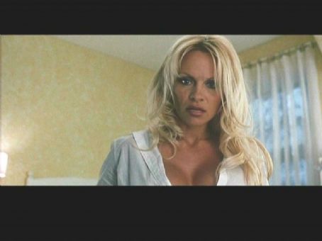 Pamela Anderson as Becca in Dimension Films' Scary Movie 3 directed by ...