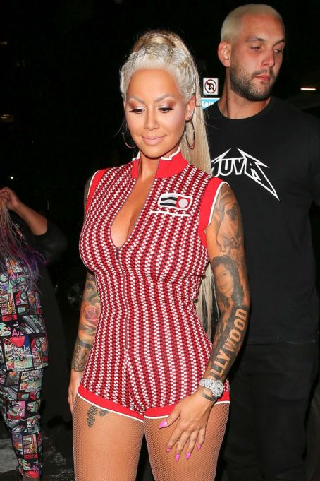 Amber Rose – Arriving at the Argyle club in Hollywood