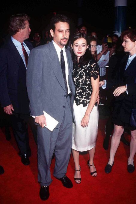 'Mallratts' premiere, October 18th 1995 Picture - Photo of Rob Weiss ...