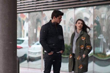 Berk Atan and Burcu Özberk - Dating, Gossip, News, Photos