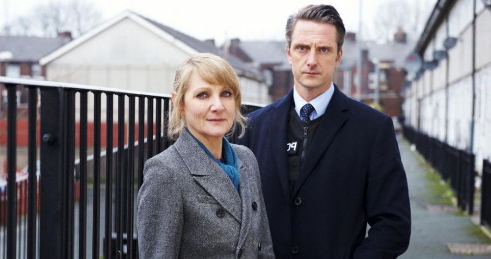 Nicholas Gleaves and Lesley Sharp - Dating, Gossip, News, Photos