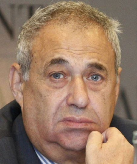 Who is Manuel Jove dating? Manuel Jove girlfriend, wife