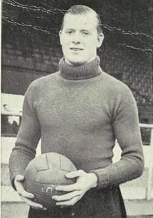 John Brown (footballer born 1915)